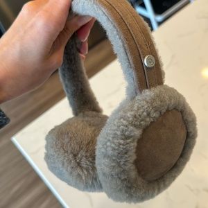 Ugg ear muffs